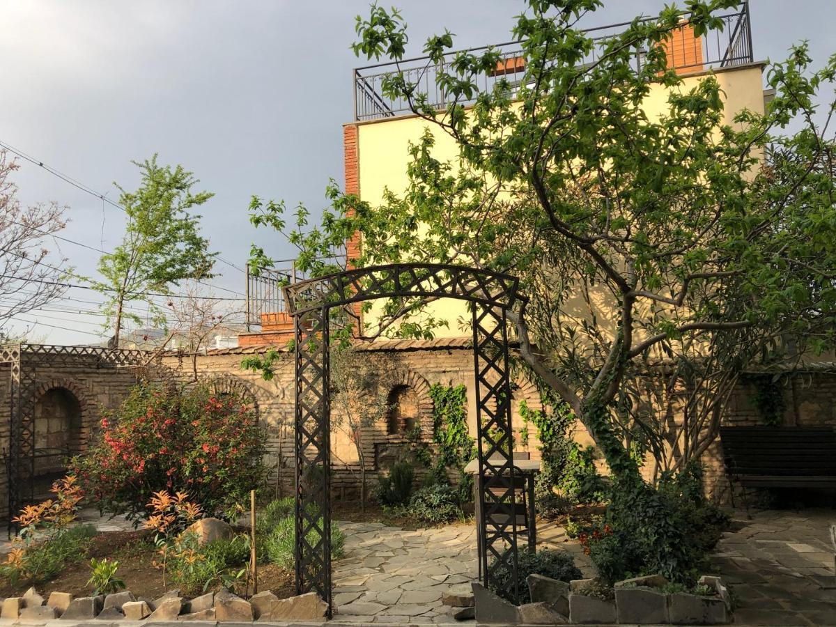 Artists Residence In Тбилиси Екстериор снимка